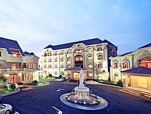 Anqinyu Club Hotel Qingdao Bagian luar foto